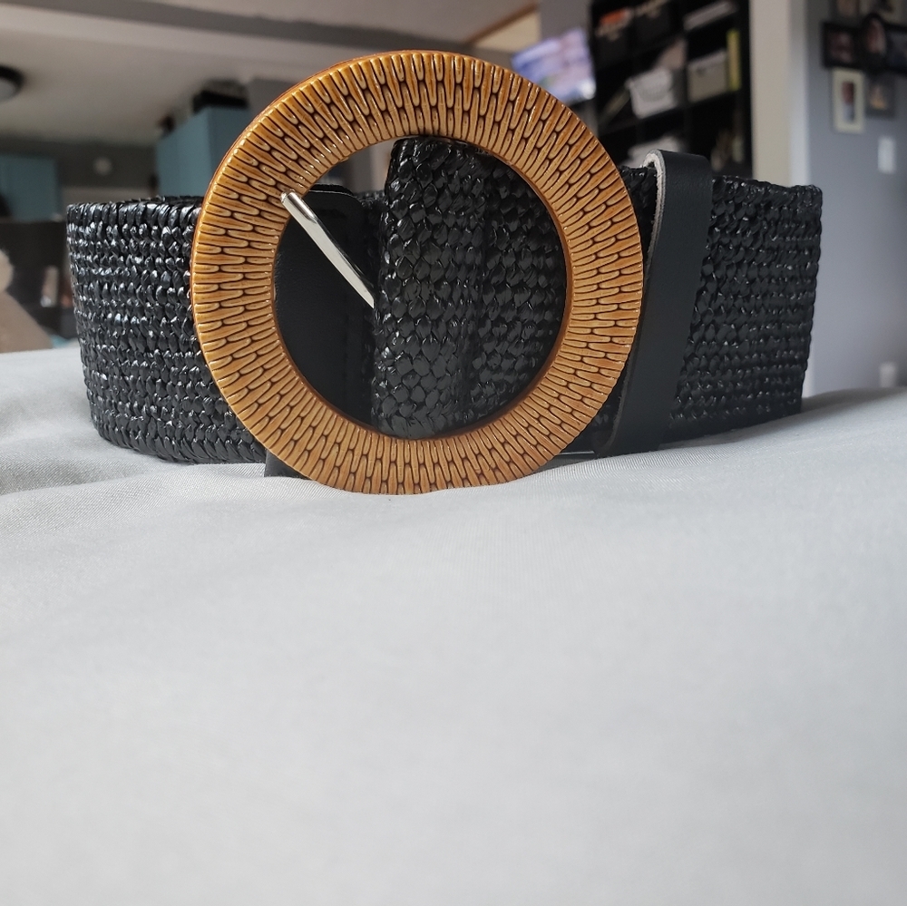 Boho Round Buckle Belt - Picture 4 of 6